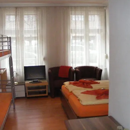 Tempelhof Bed and breakfast